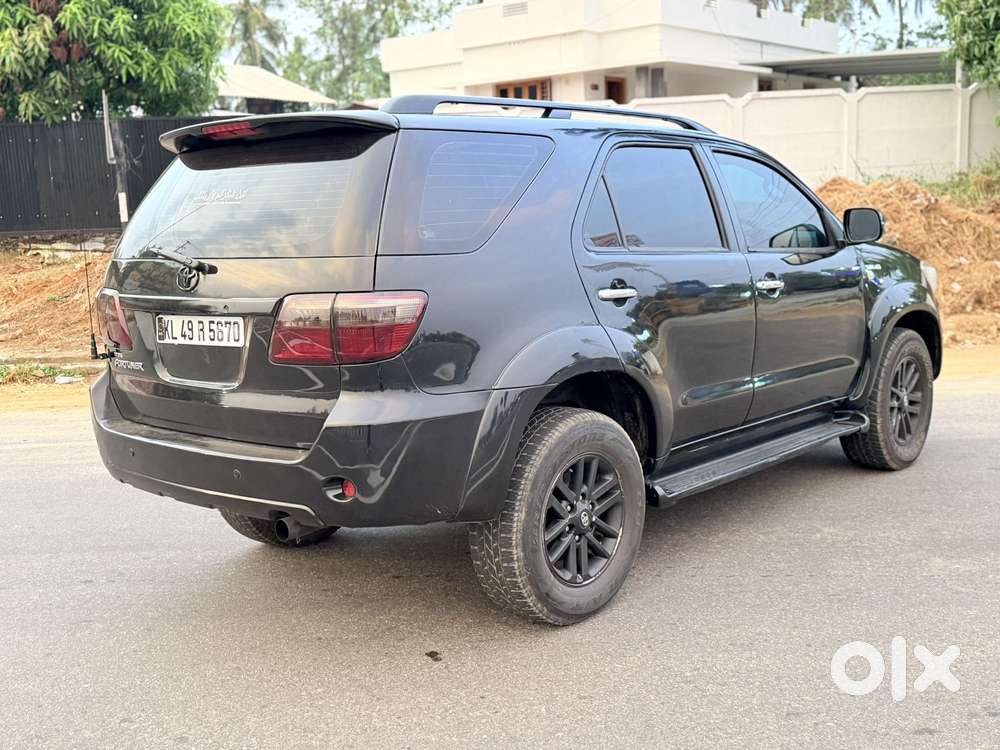 Toyota Fortuner 3.0 4x4 Manual, 2011, Diesel