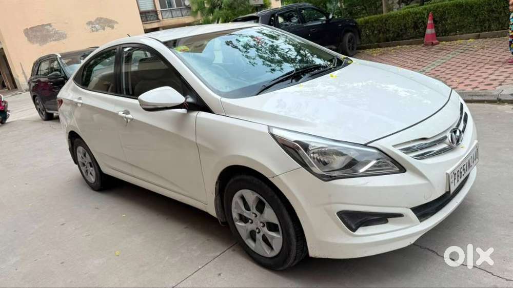 Hyundai Verna 2015 Petrol Manual  90,000 Km  Excellent Condition