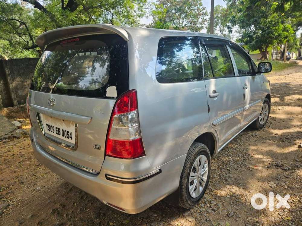 Toyota Innova 2.5 G (diesel) 8 Seater, 2014, Diesel