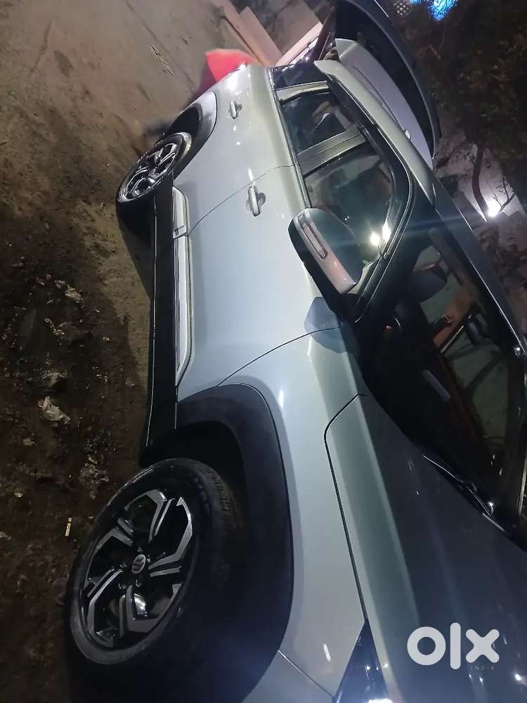 Maruti Suzuki Brezza 2023 Petrol Well Maintained New Condition