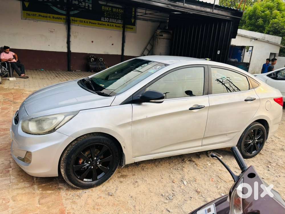 Hyundai Verna 2013 Km Driven