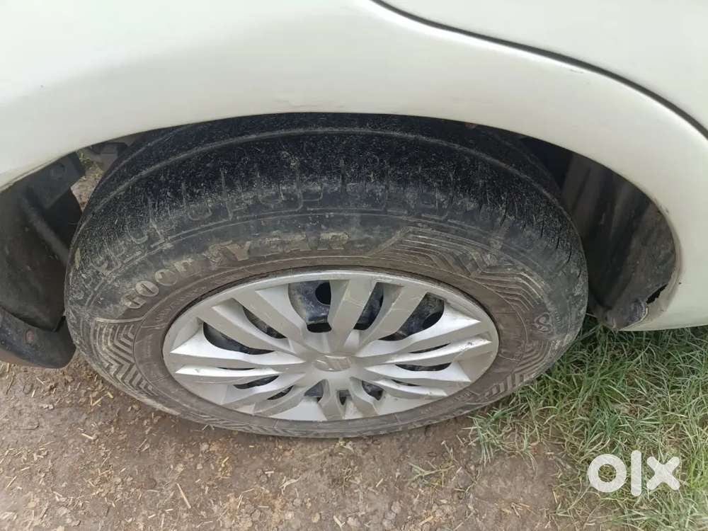 Maruti Suzuki Dzire 2015