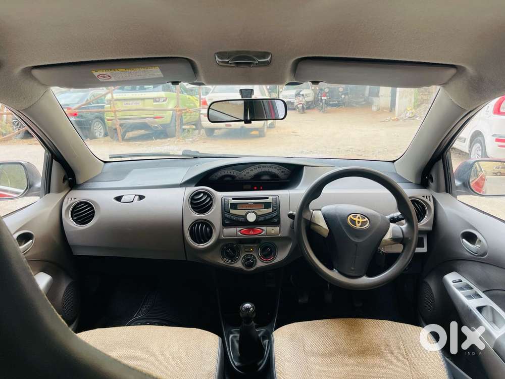 Toyota Etios 2010-2012 V, 2011, Petrol