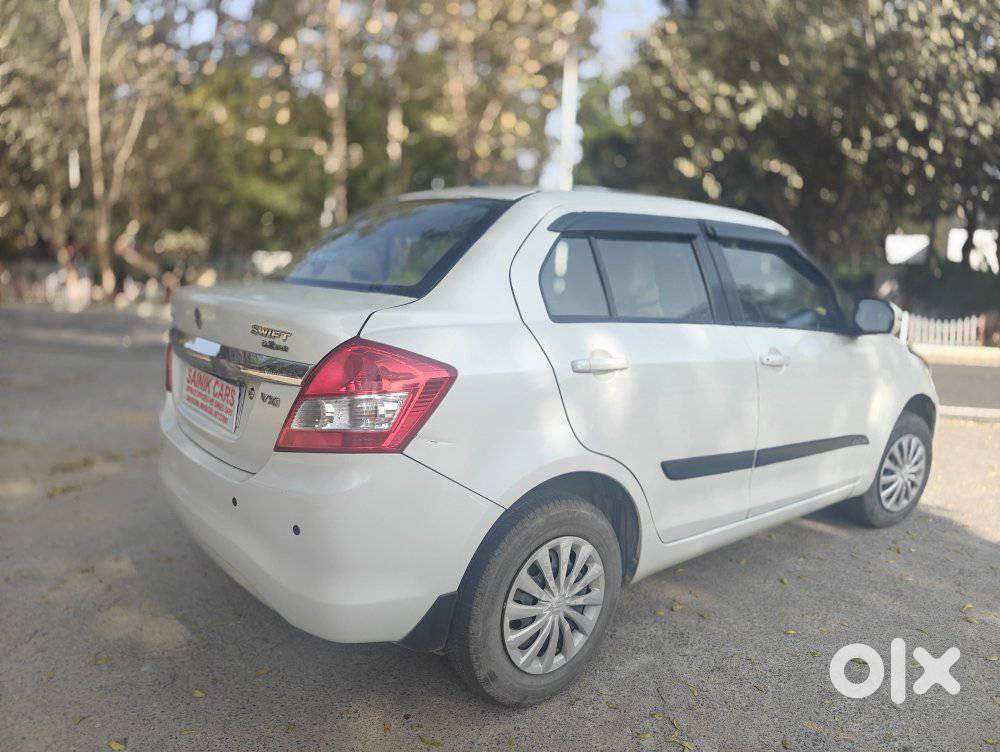 Maruti Suzuki Swift Dzire 1.2 Vxi Bsiv, 2017, Petrol