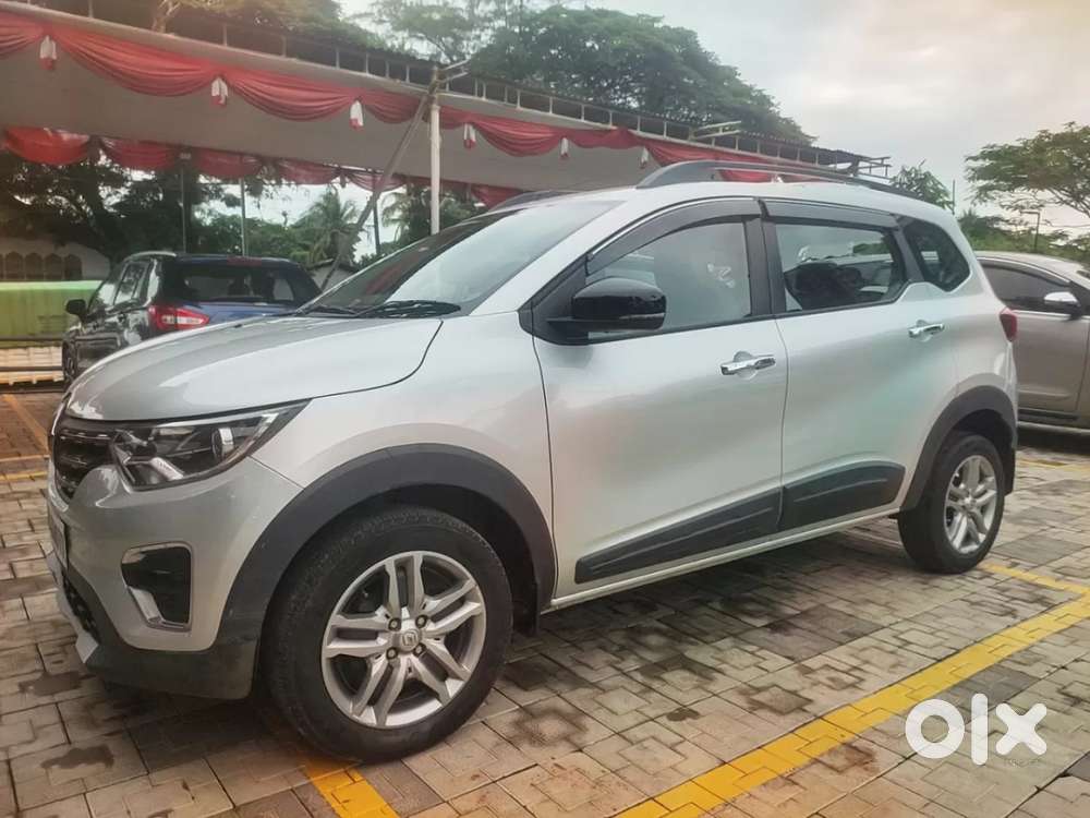 Renault Triber Rxz Easy-r Amt, 2023, Petrol