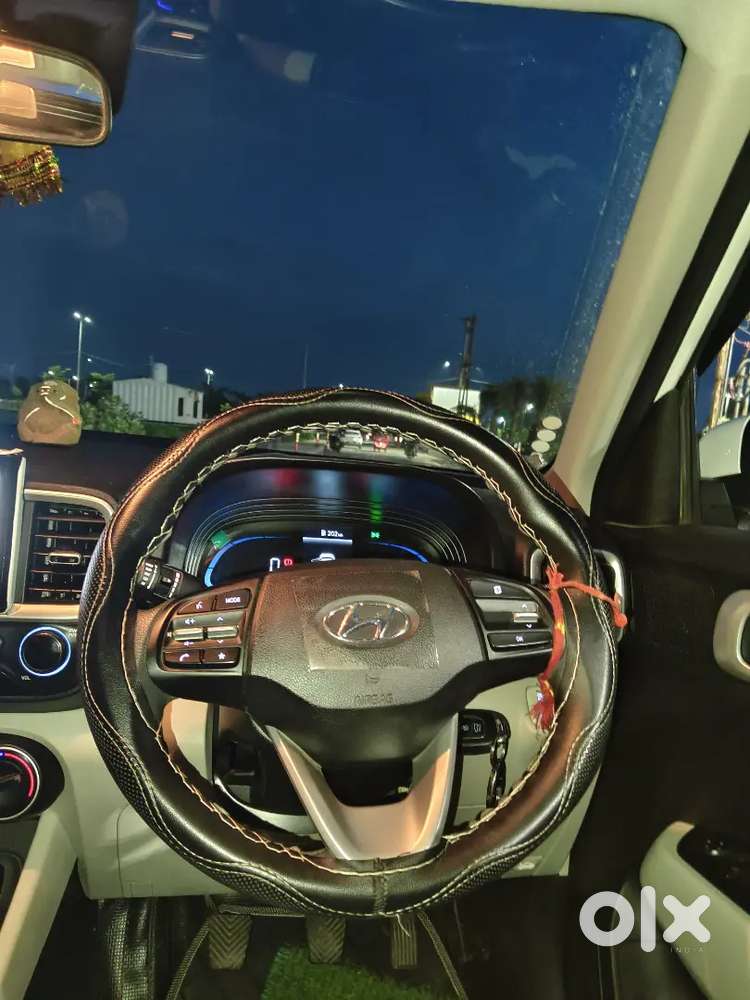 Hyundai New Venue Se Petrol Manual 2025