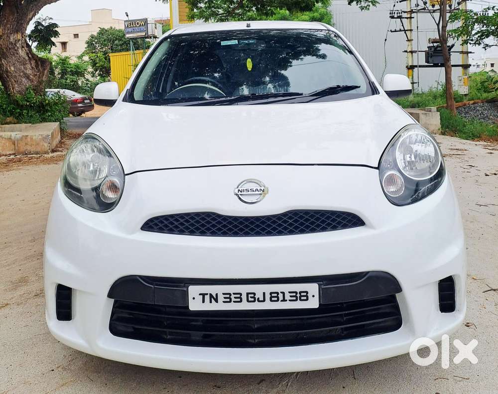 Nissan Micra Cvt Xv, 2015, Petrol