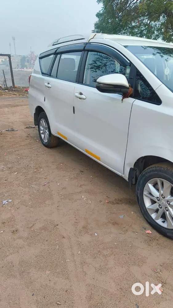 Toyota Inova Crysta With Company Service Record