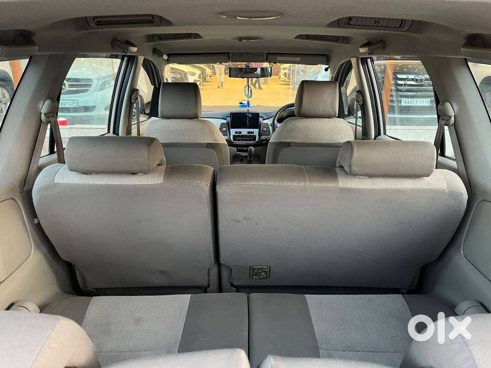 Toyota Innova 2.5 V 8 Str, 2014, Diesel