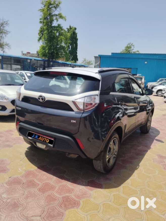 Tata Nexon 1.2 Revotron Xm (s), 2018, Petrol