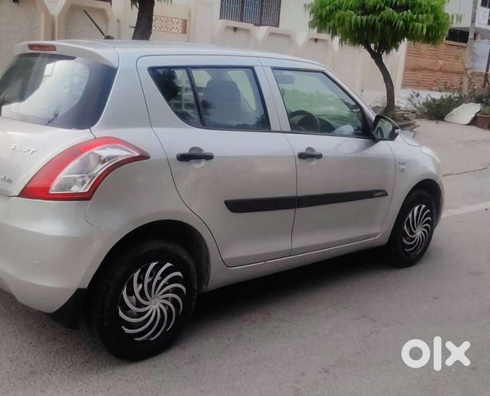 Maruti Suzuki Swift Lxi Optional-o, 2013, Petrol