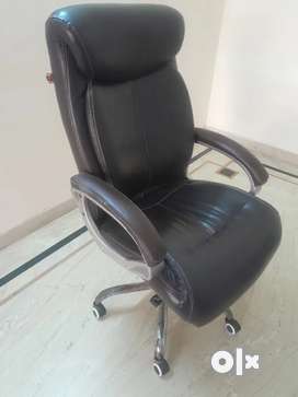 Revolving 2025 chair olx