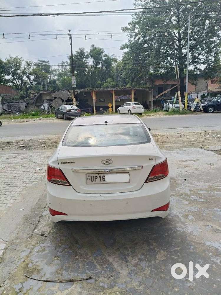 Hyundai Verna Fluidic 1.6 Vtvt Sx, 2015, Petrol