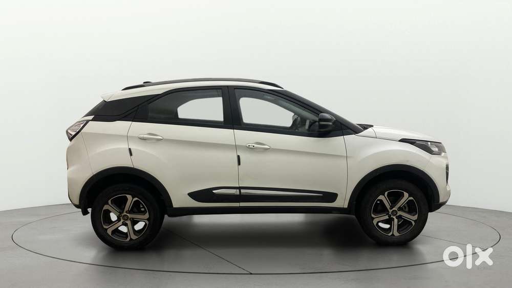 Tata Nexon 1.2 Revotron Xz Plus (s), 2023, Petrol