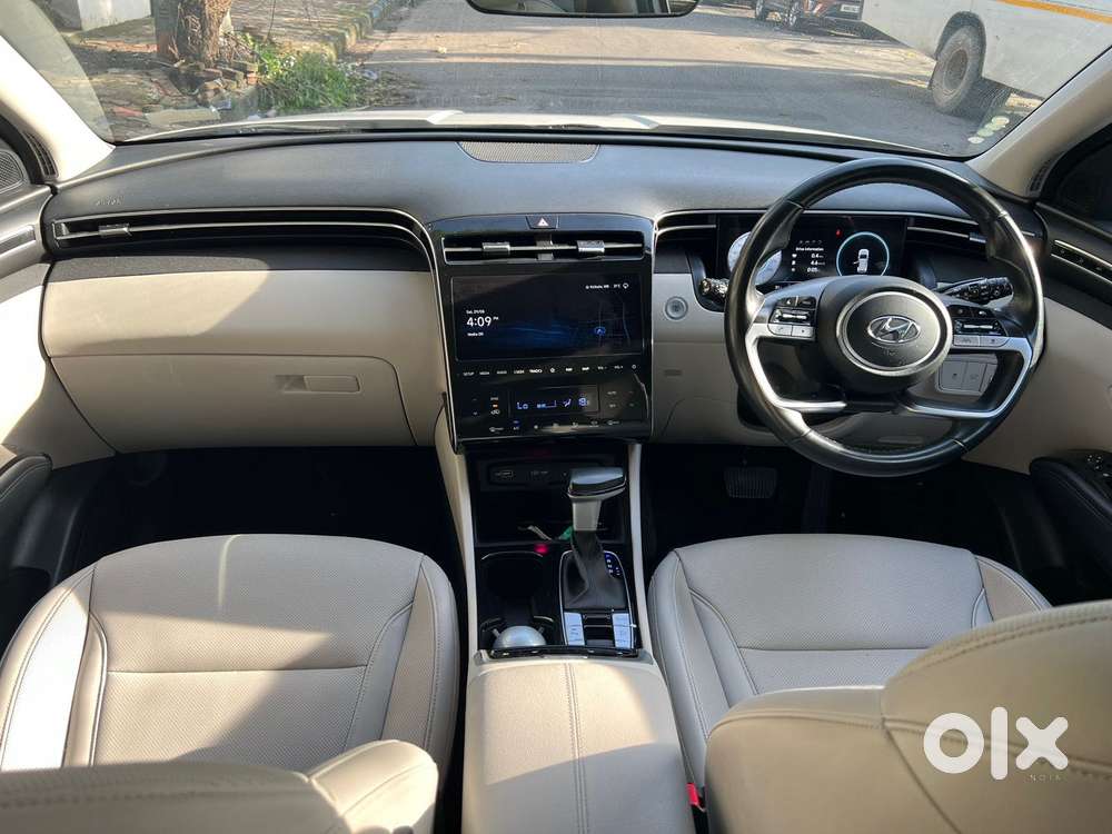 Hyundai Tucson 2.0 Signature 4wd Diesel At Dual Tone, 2022, Diesel