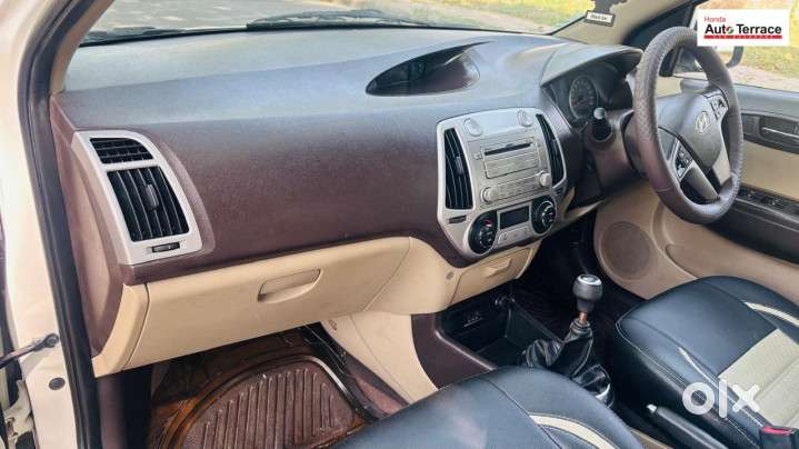 Hyundai I20 2015-2017 Sportz 1.2, 2013, Petrol