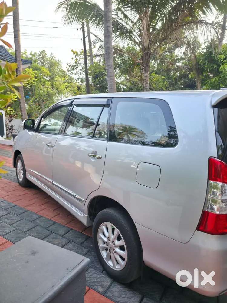 Toyota Innova 2013 Diesel 93000 Km Driven