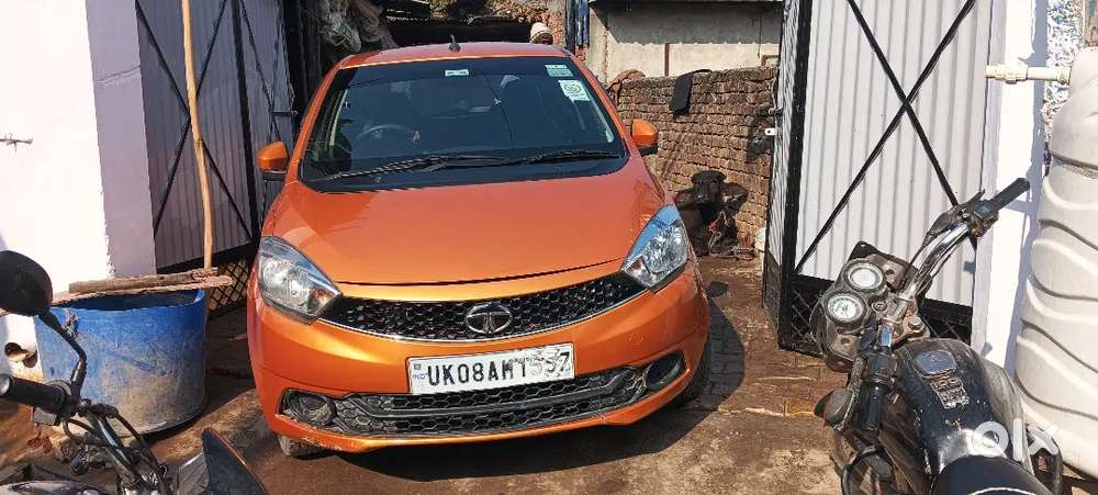 Tata Tiago Xt Icng 2016