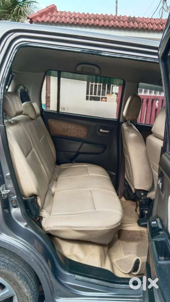 Maruti Suzuki Wagon R Stingray Amt Vxi Optional, 2017, Petrol