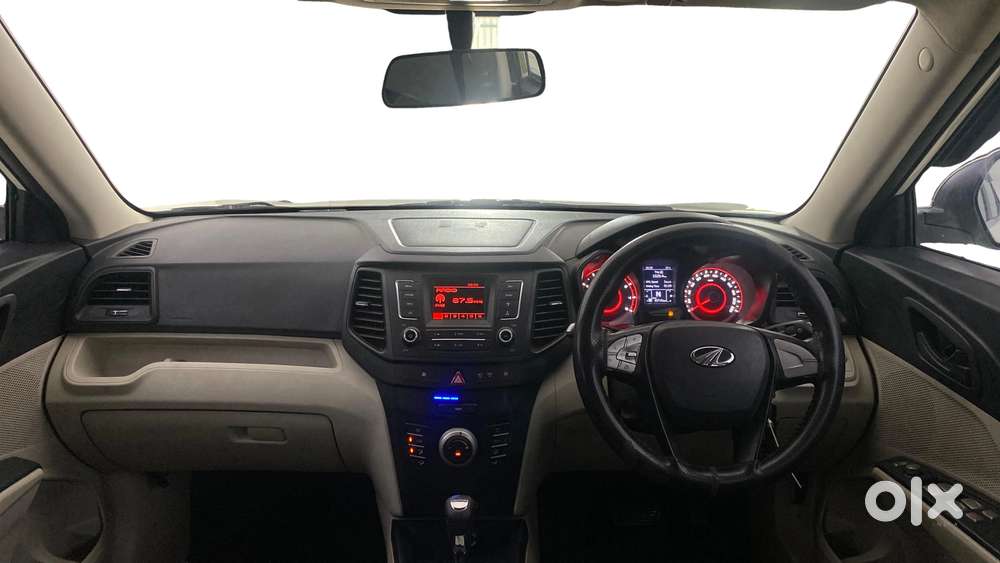 Mahindra Xuv300 1.2 W8 (o) Amt Petrol, 2022, Petrol