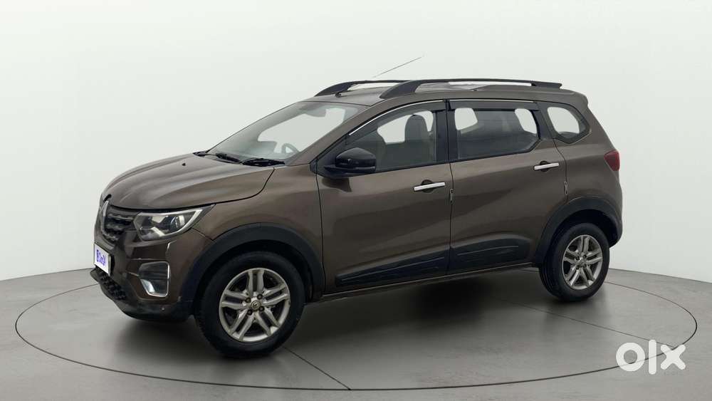 Renault Triber Rxz, 2023, Petrol