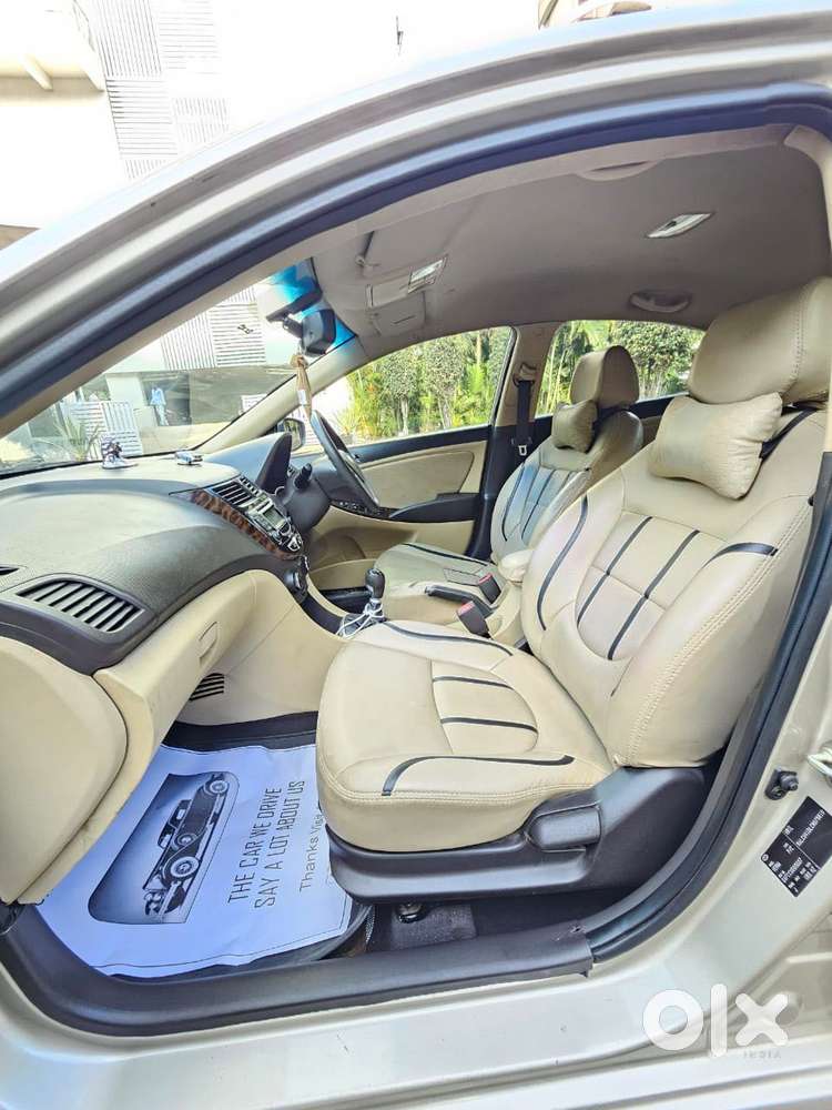Hyundai Verna 1.6 Ex Vtvt, 2012, Petrol