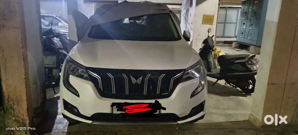 Mahindra Xuv700 Petrol 2023