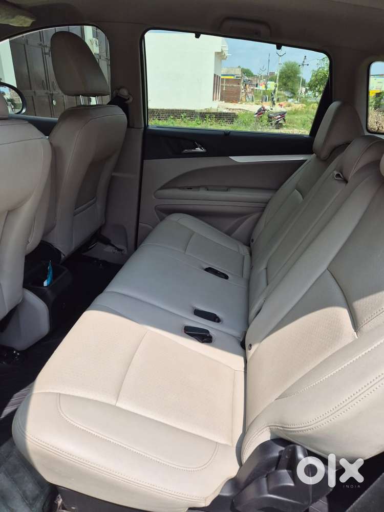 Mahindra Marazzo Diesel 2019