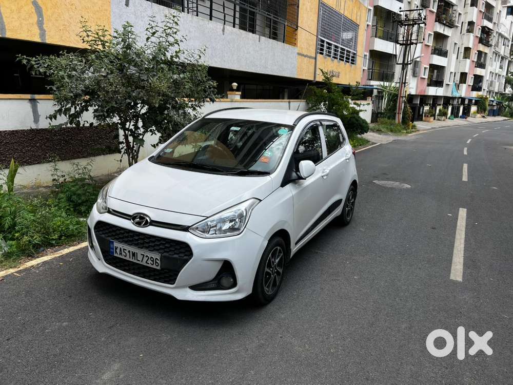 Hyundai Grand I10 Sportz Automatic Petrol 2017