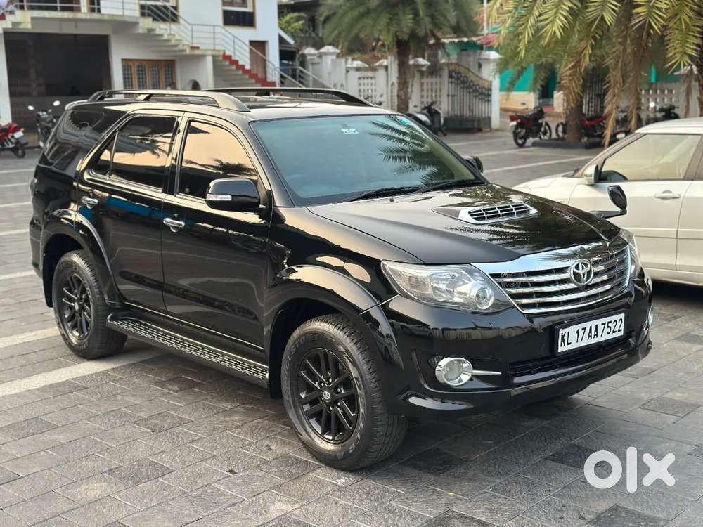 Toyota Fortuner 2015