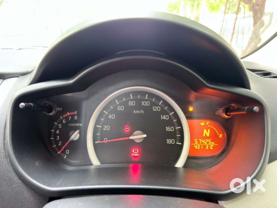 Maruti Suzuki Celerio 1.0 Vxi Amt, 2014, Petrol