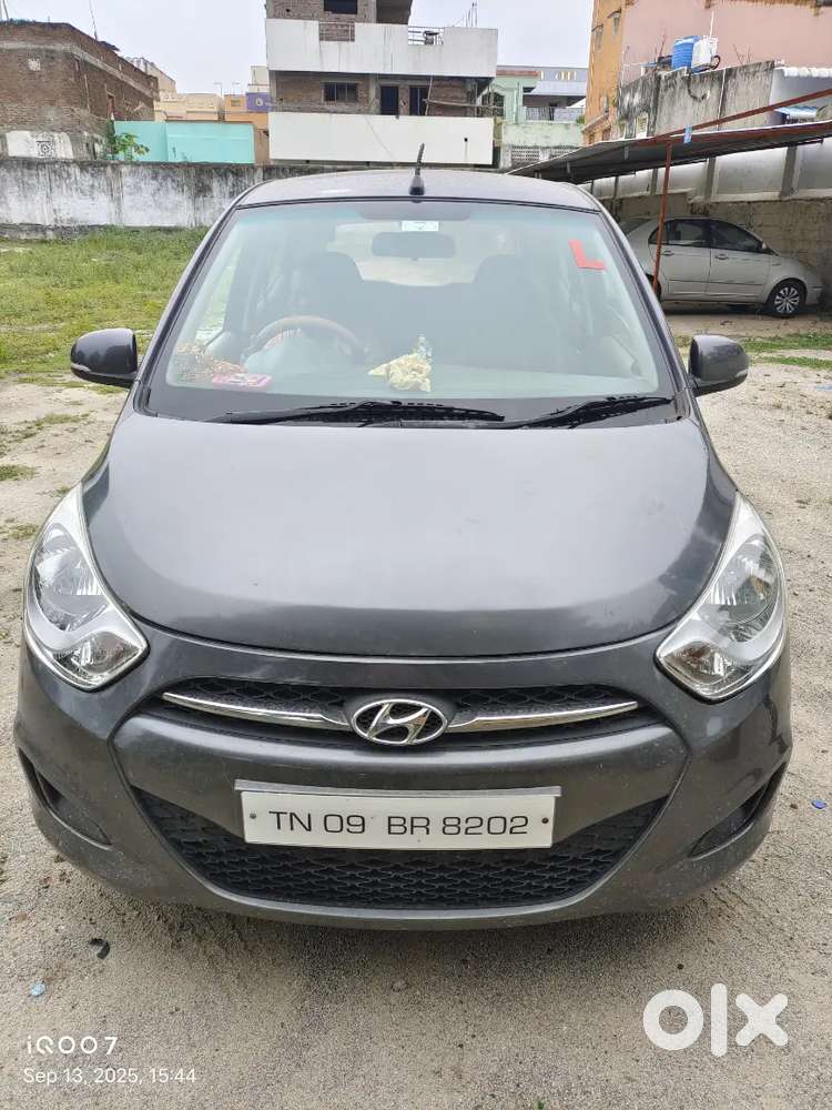Hyundai I10 2012 Petrol 65000 Km Driven