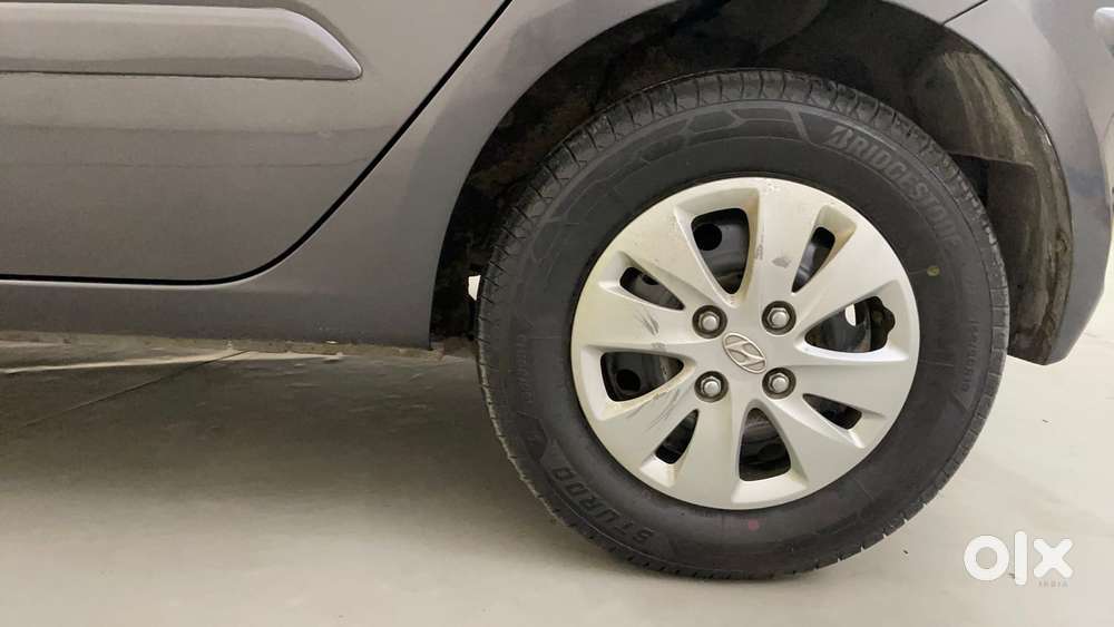 Hyundai I10 Sportz 1.2 Automatic Kappa2, 2012, Petrol