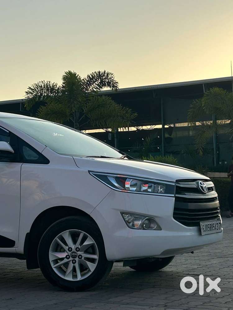 Toyota Innova Crysta 2.4 Gx Mt, 2019, Diesel