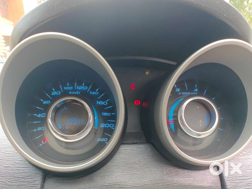 Mahindra Xuv500 2.2 W10 Sportz Edition Mt, 2017, Diesel