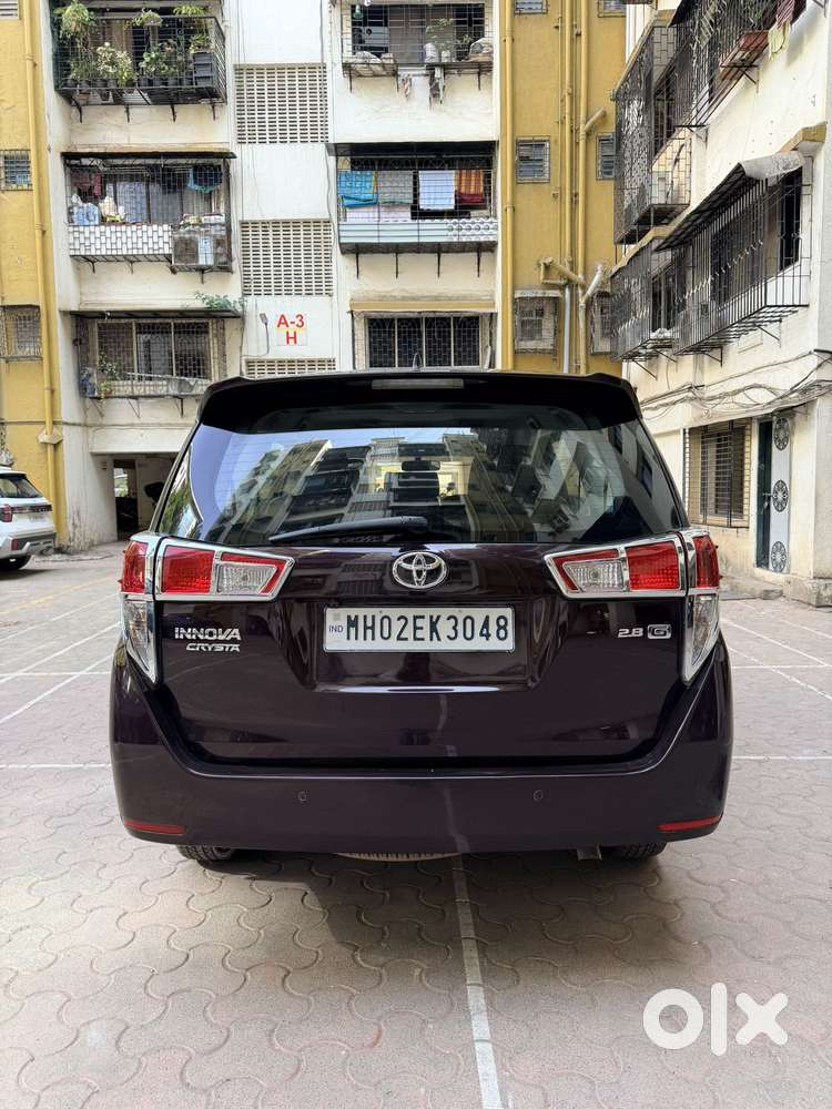Toyota Innova Crysta 2.8 Gx At 8 Seater, 2016, Diesel