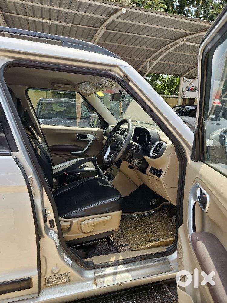 Mahindra Tuv 300 T8, 2016, Diesel