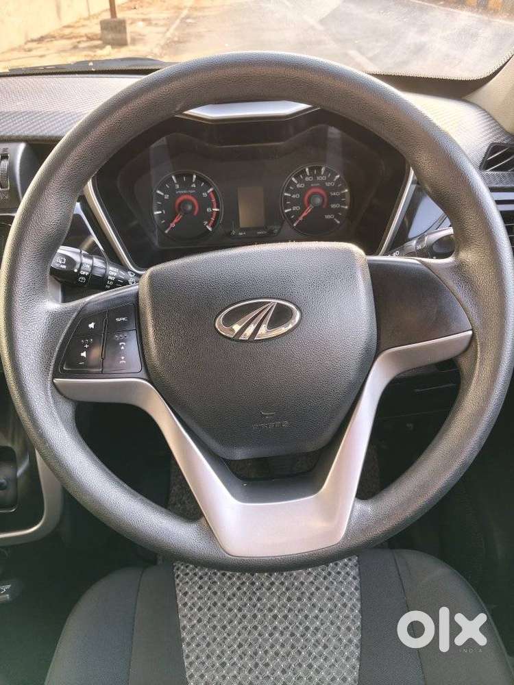 Mahindra Kuv 100 2016-2017 Mfalcon D75 K8 Dual Tone, 2017, Diesel