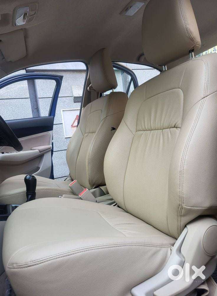 Maruti Suzuki Swift Dzire Vxi Optional, 2020, Petrol