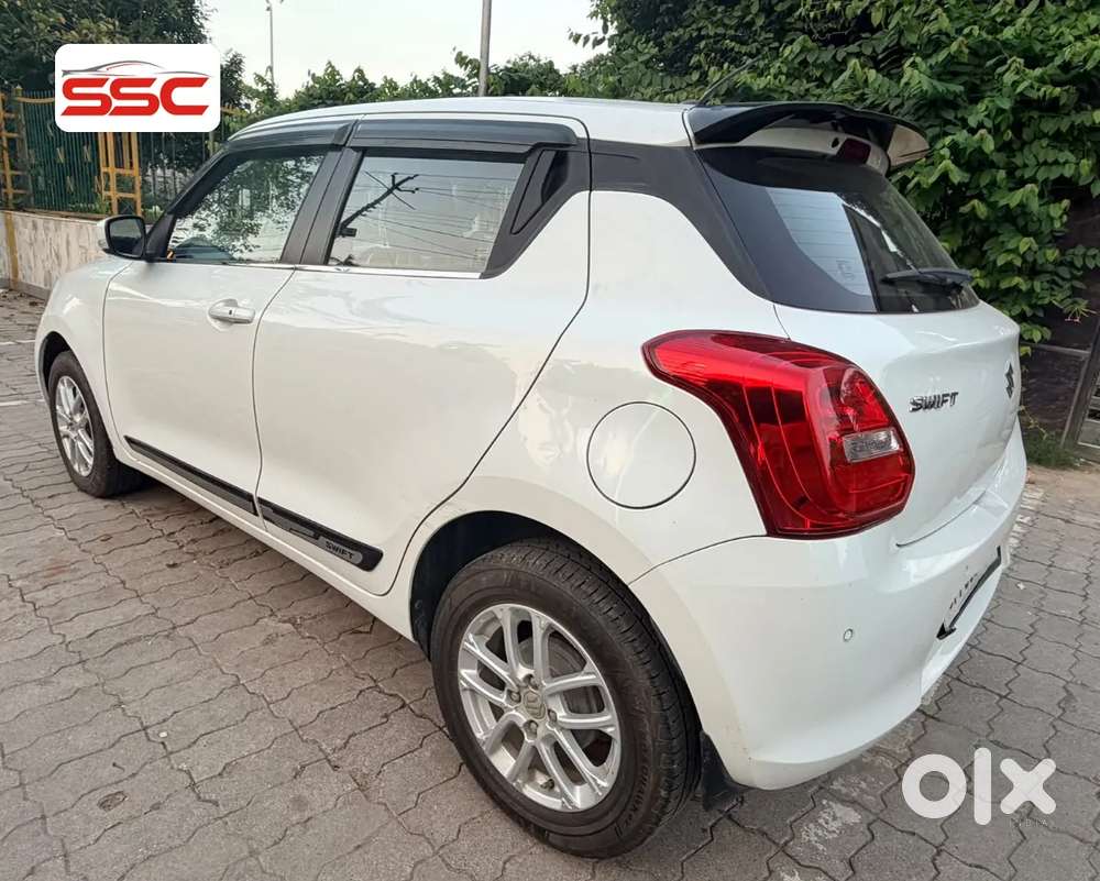 Maruti Suzuki Swift 1.3 Zxi, 2021, Petrol