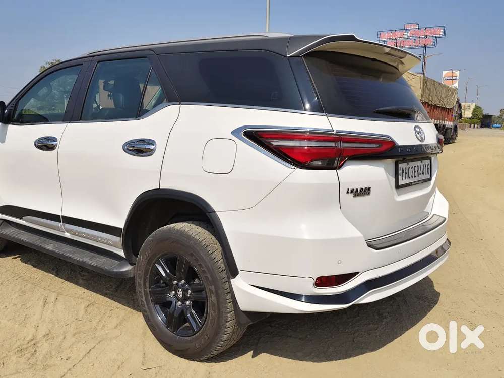 Toyota Fortuner 2025 Diesel Well Maintained