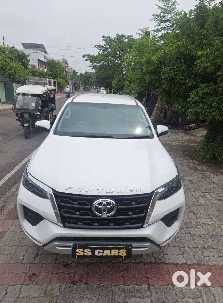 Toyota Fortuner 4x2 Mt 2.8 Diesel, 2025, Diesel