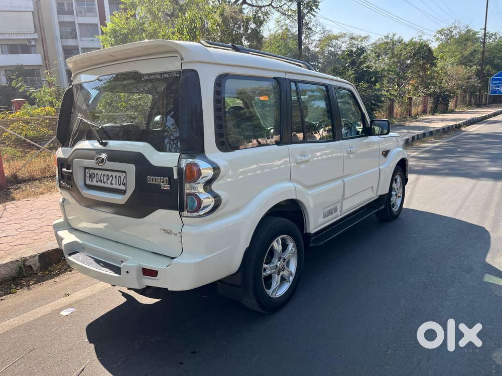Mahindra Scorpio S10, 2015, Diesel