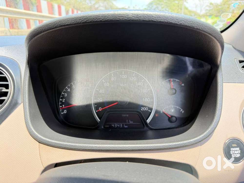 Hyundai Grand I10 2013-2016 Crdi Asta, 2015, Petrol