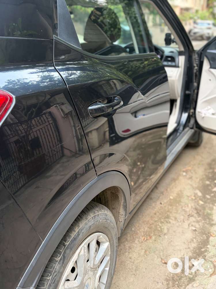 Available For Sale Mahindra Xuv300