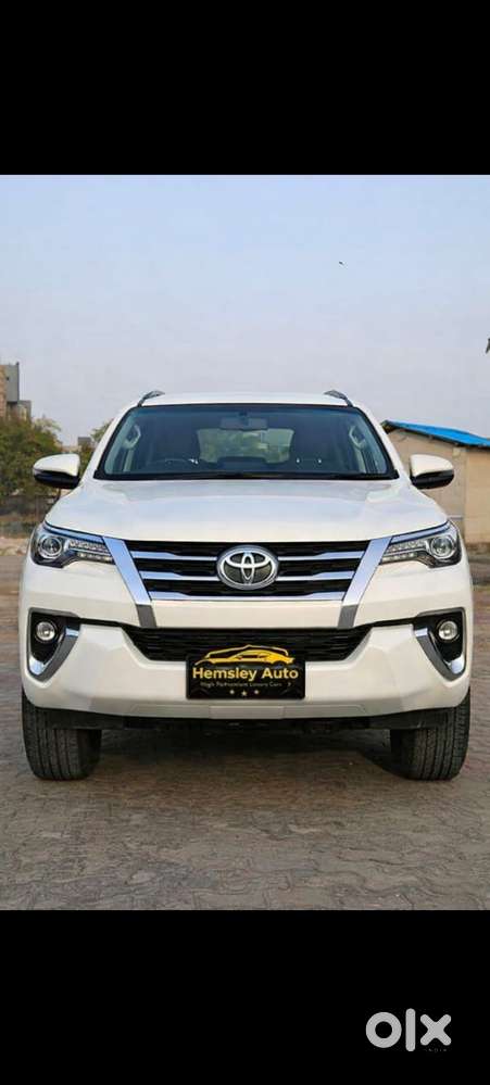 Toyota Fortuner 4x4 Manual Limited Edition, 2017, Diesel