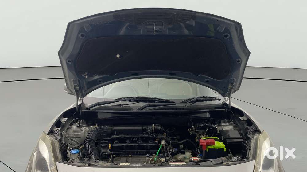 Maruti Suzuki Swift Dzire Zxi + Amt, 2022, Petrol