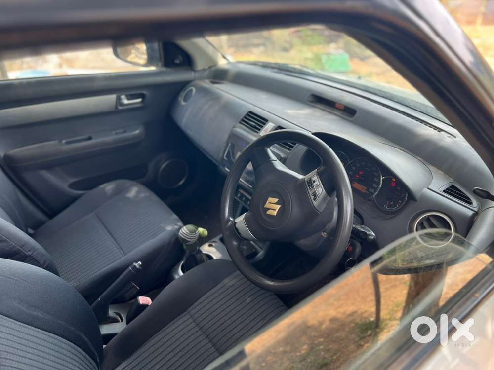 Maruti Suzuki Swift 2011 Petrol Well Maintained