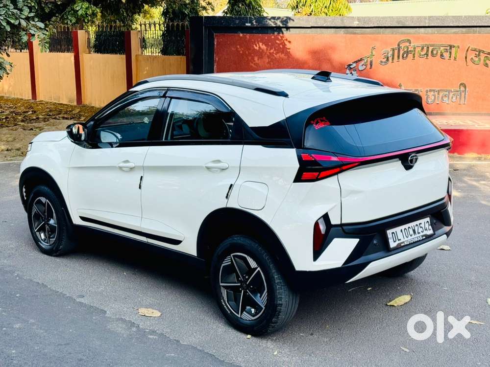 Tata Nexon 2023 Oct Creative Petrol Well Maintained