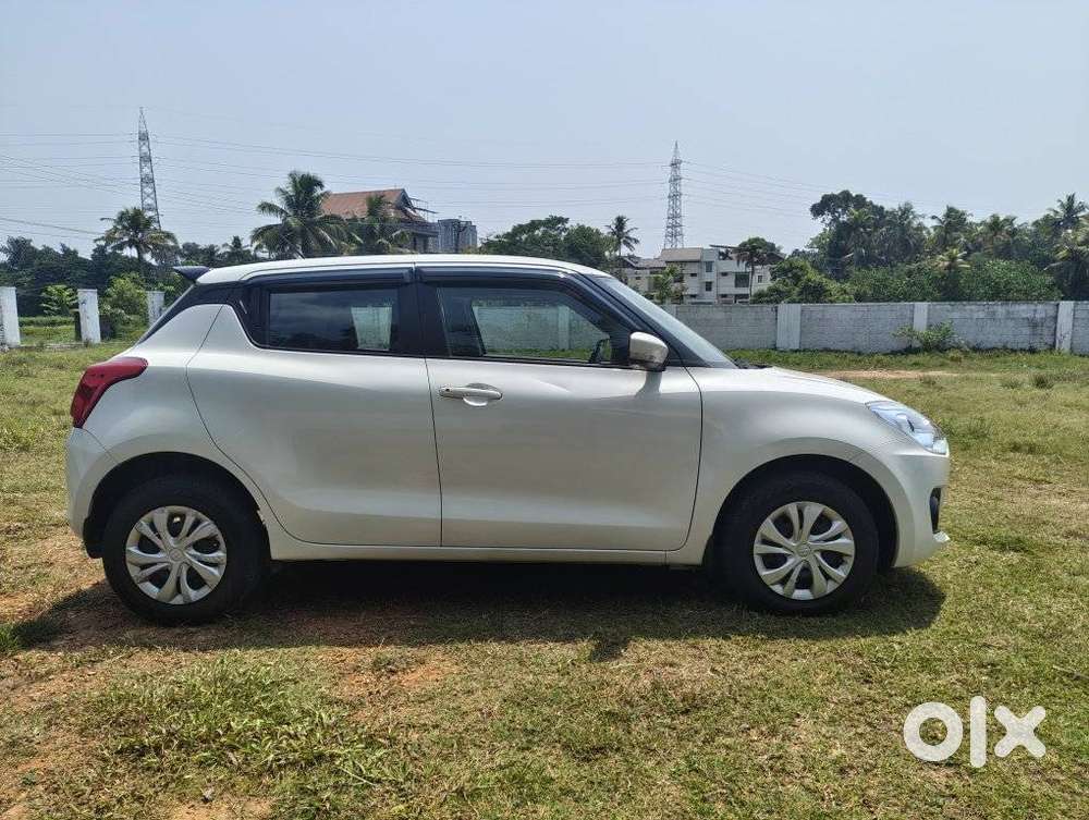Maruti Suzuki Swift 2018 Amt Vxi, 2024, Petrol